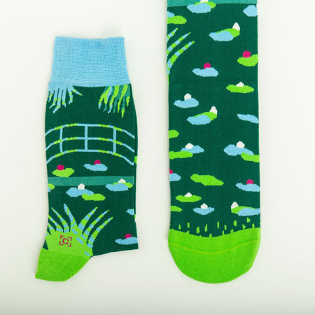 Water Lily Pond Socks